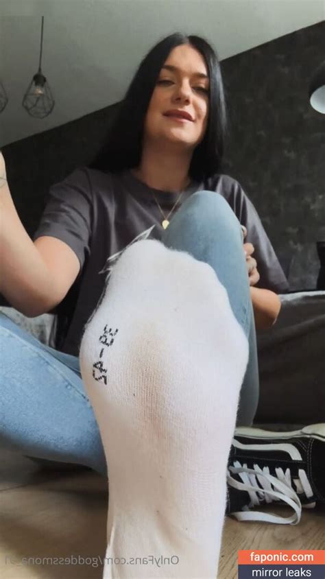 Preview 3 of Goddess Mona Onlyfans Nude Leaks