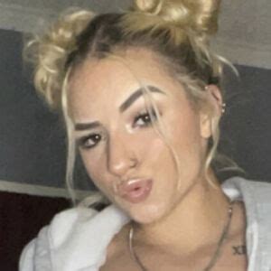 Hailey Lanes OnlyFans channel