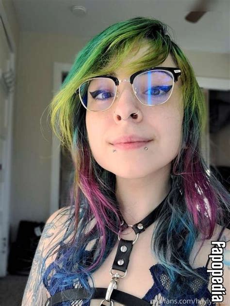 Preview 2 of Heylysstenvip Nude Onlyfans Set Leaked