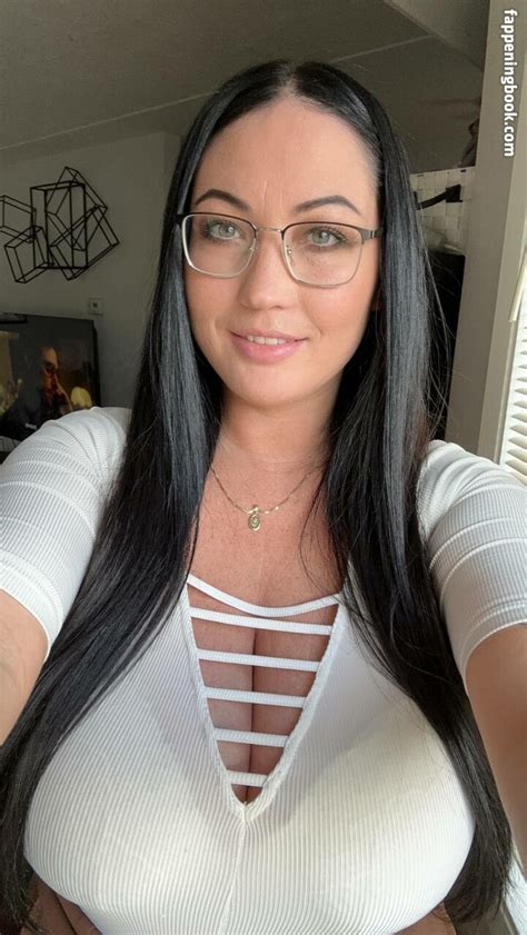 Hot4holly Nude Photos Leaked Telegram channel preview