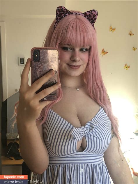 Preview 2 of Jellyhot Frey Onlyfans
