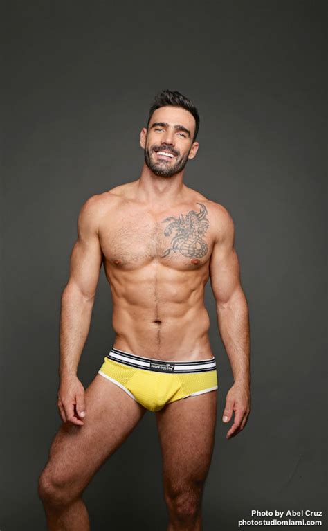 Preview 3 of Jess Vill Naked Drop Leaks