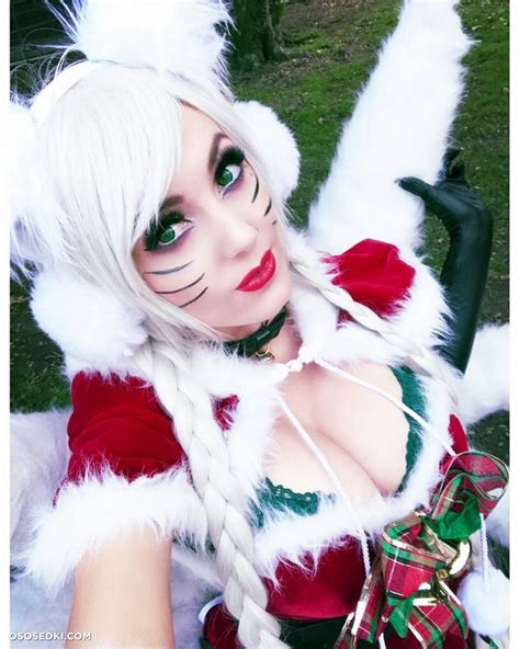 Preview 1 of Jessica Nigri Ahri Set Onlyfans