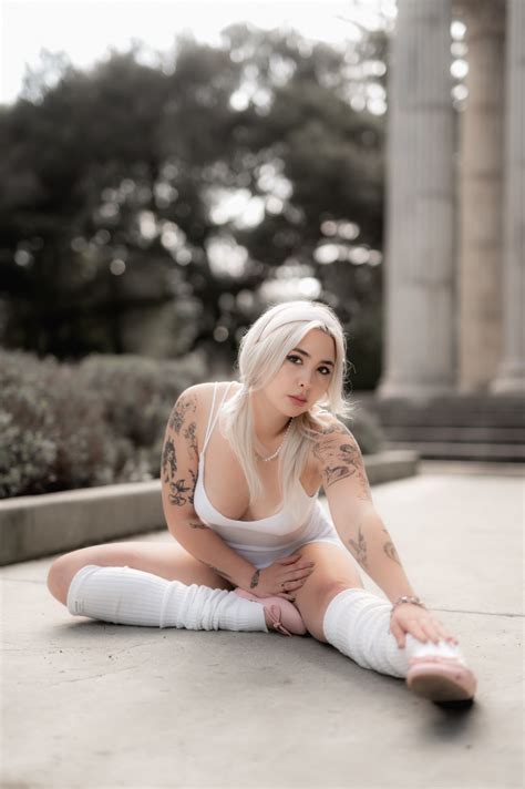 Jessiewolfexoxo OnlyFans channel