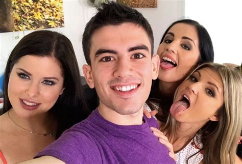 Preview 3 of Jordi El Niño Polla Porn Naked Pics