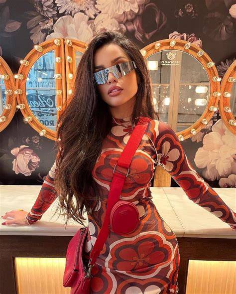 Juliette Cosmo OnlyFans channel