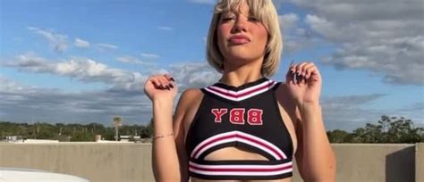 Preview 4 of Justpeacchyyy Videos Comf Onlyfans