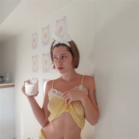 Preview 1 of Kamryn Renae Nude Leaked Onlyfans