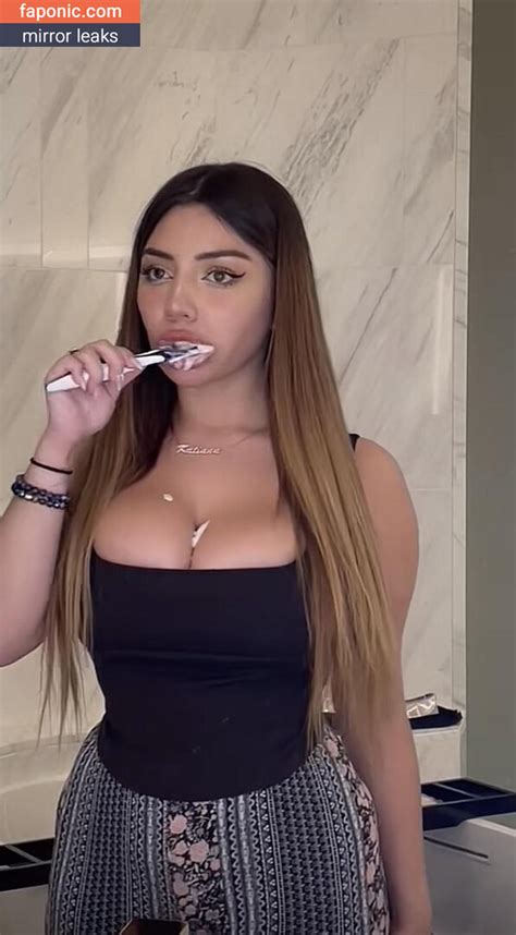 Preview 2 of Katiana Kay Nude Leak Nude Set Onlyfans