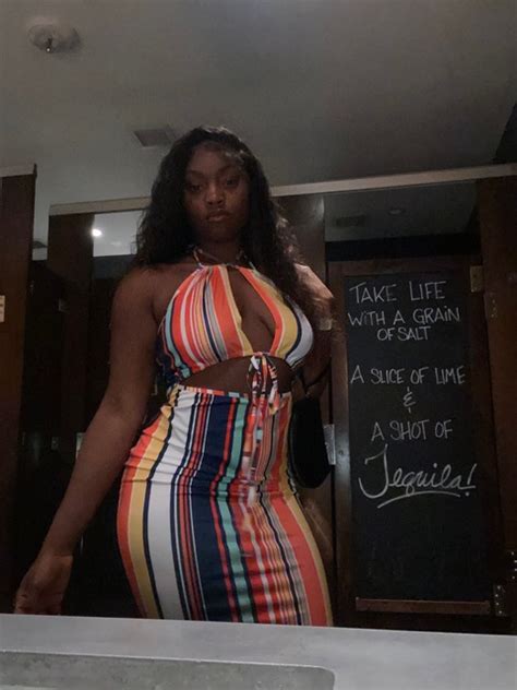 Preview 2 of Kels Onlyfans Video Leaked