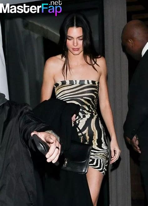 Preview 1 of Kendall Jenner Only Fans Leak Porn