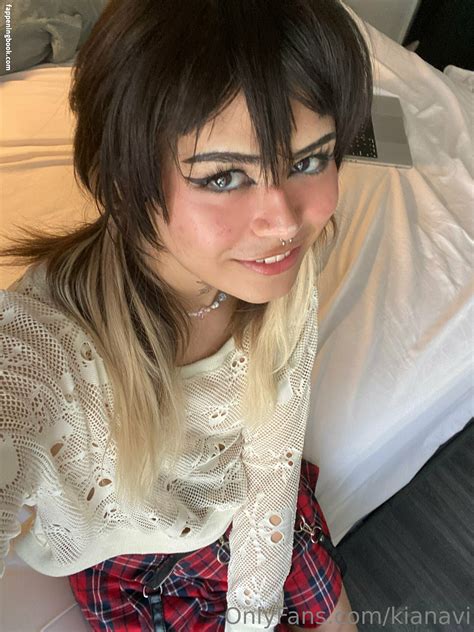 Preview 1 of Kianavi Leaks Leaked Onlyfans Nudes