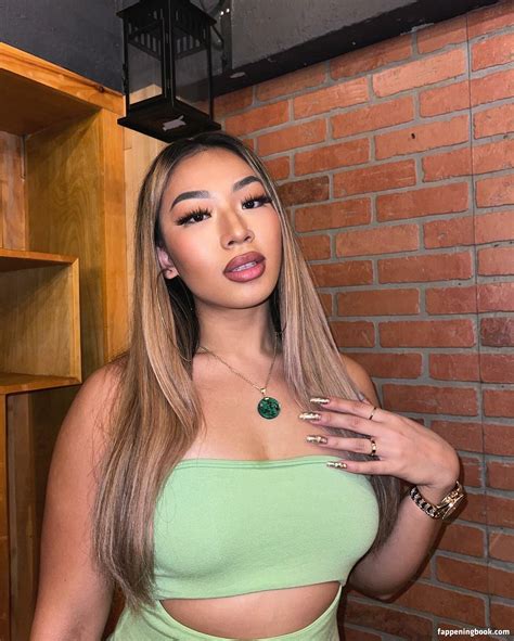 Preview 3 of Kim Nguyen Onlyfans Nude Leaks