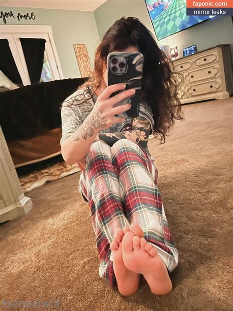 Preview 2 of Kiwisunset Masturbating Nude Compilation