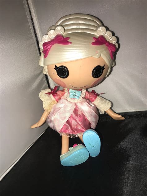 Preview 3 of Lalaloopsy White Hair Download Leaks
