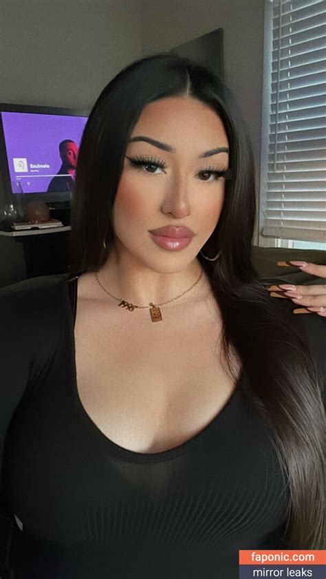 Latina On Nude Onlyfans Leaks Telegram channel preview