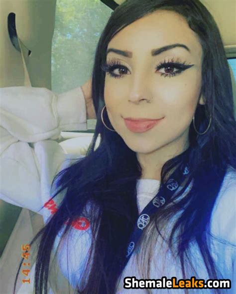 Preview 2 of Latina On Nude Onlyfans Leaks