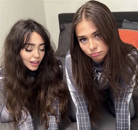 Preview 4 of Lesbian Teasing Porn Leaks Nude