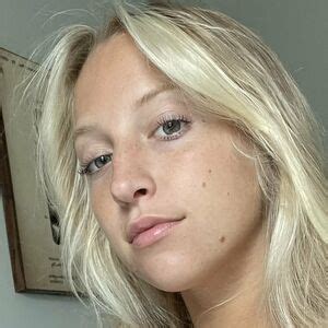 Lia Lynn Leaks Leak Nude Telegram channel preview