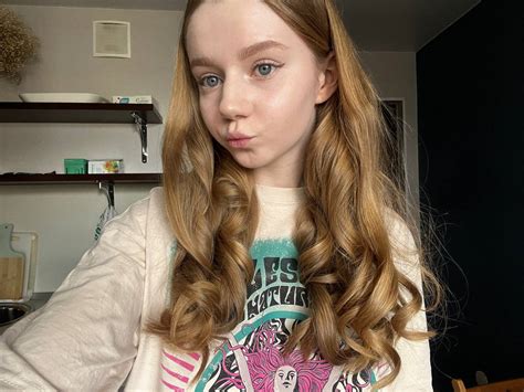 Preview 4 of Liinaliiis_tg Onlyfans Leaked Photos