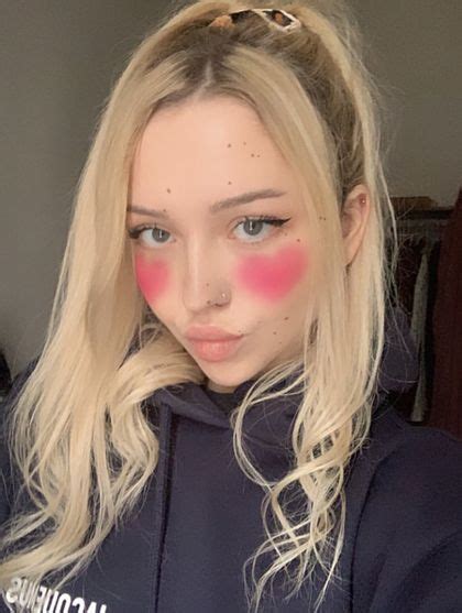Preview 2 of Liliroselove Onlyfans Patreon Sexy Leaks
