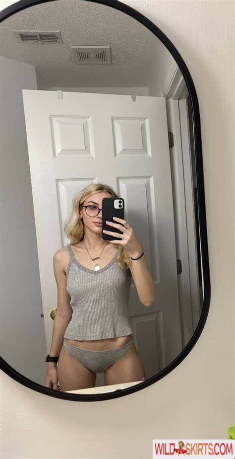 Preview 3 of Lilredzoe Onlyfans Meg Leaks