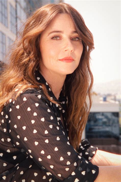 Preview 1 of Linda Cardellini Leal Telegram