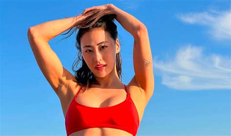 Preview 1 of Lizzy Capri Fans Onlyfans Nudes