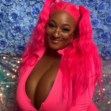 Preview 3 of Londynn Vega Onlyfans Nude Patreon Leaked