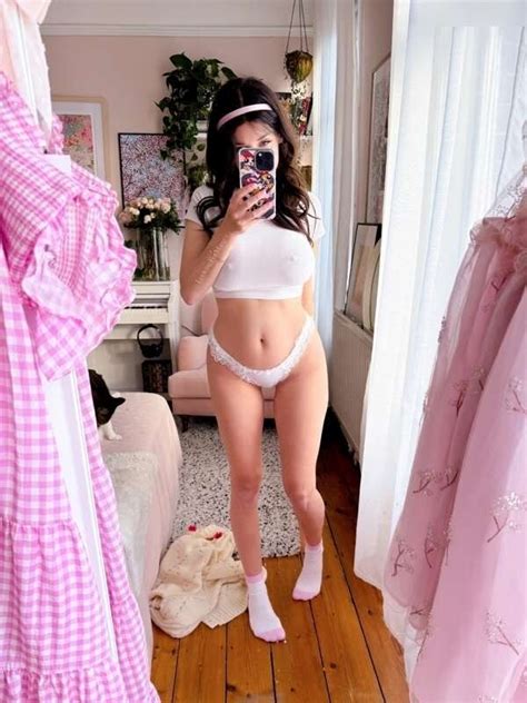 Preview 4 of Lookingformargot Nude Onlyfans Port