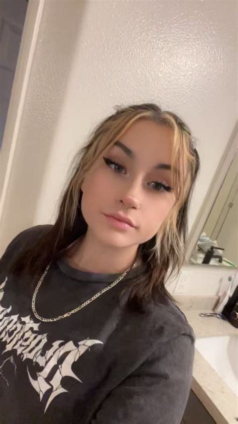Preview 1 of Luci_tootie Comn Onlyfans