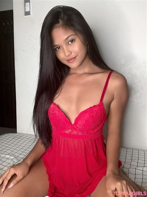 Preview 2 of Maeurn Smiles Fapello Naked Onlyfans