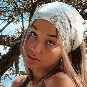 Maggierayelle OnlyFans channel