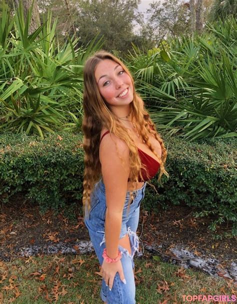 Preview 2 of Makenna Adams Com Onlyfans