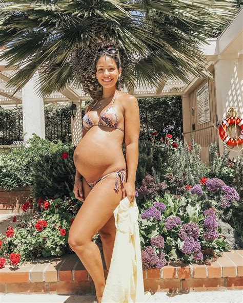Preview 1 of Manuelaarbelaez New Leaks