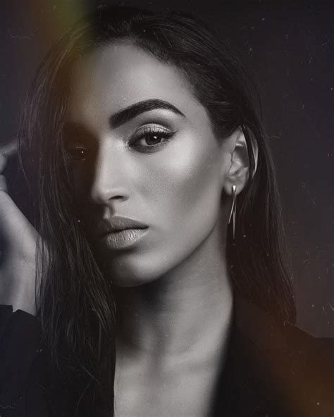 Maria Alzigouzi OnlyFans channel