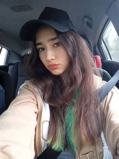 Marielevis OnlyFans channel