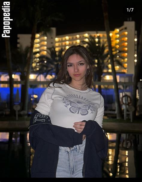 Meeelanie03 OnlyFans channel