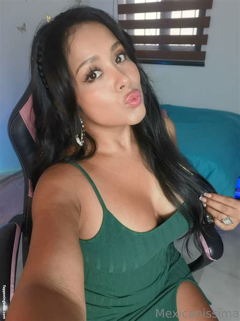 Preview 3 of Mexicanissima Mfc Onlyfans Set Leaked