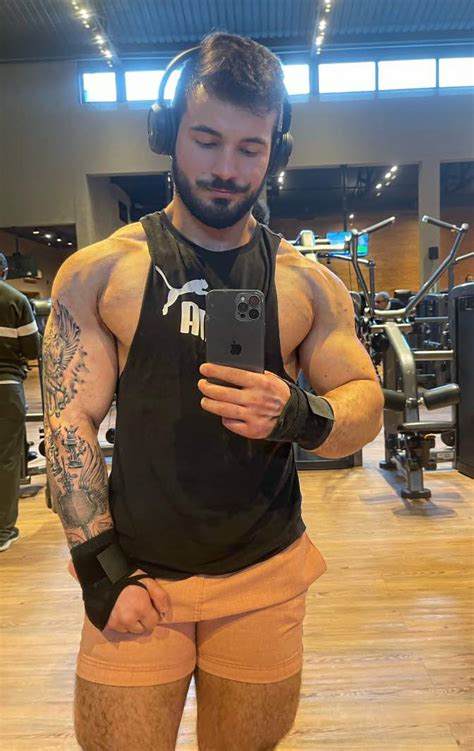Milkermontana Onlyfans Gay Por Telegram channel preview