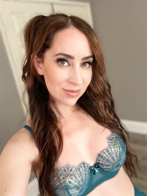 Preview 3 of Mina Thorne Onlyfans Full Leaked