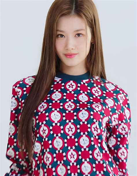 Minatozaki Sana Leaked Patreon Telegram channel preview