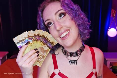 Preview 3 of Miss Faith Rae Fans Vault