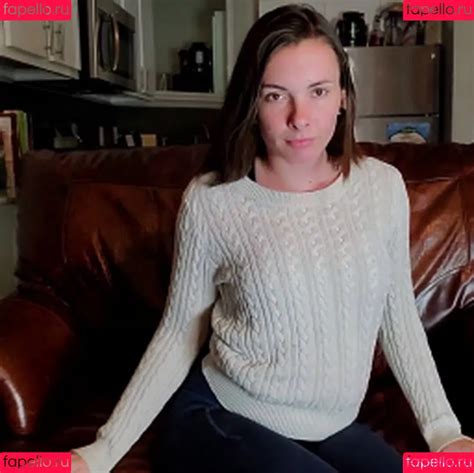 Preview 2 of Miss Malorie Switch Videos Nude Photoshoot