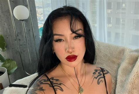 Preview 2 of Mistress Max Premium Leaked