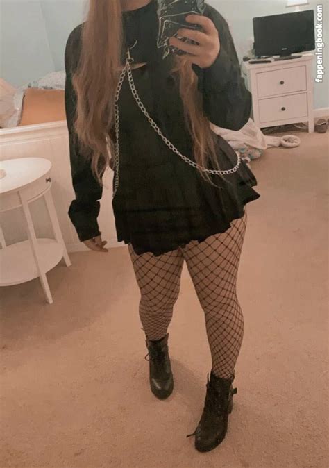 Preview 4 of Mitchie Soren Only Fan Leaks