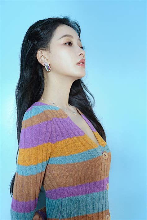 Model Sunheyi OnlyFans channel