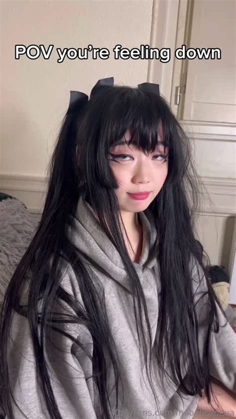 Preview 1 of Mooncake Eva Leaked Onlyfans Leaka