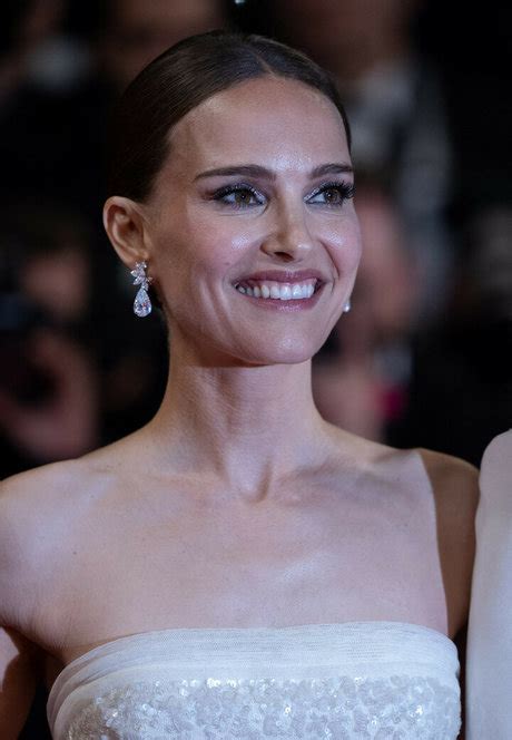 Preview 2 of Natalie Portman Nude Gif Nude Of Leak