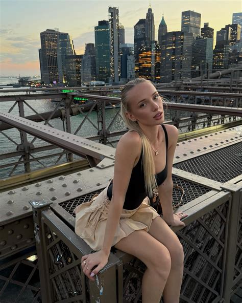Preview 2 of Newlolabunny Come Onlyfans
